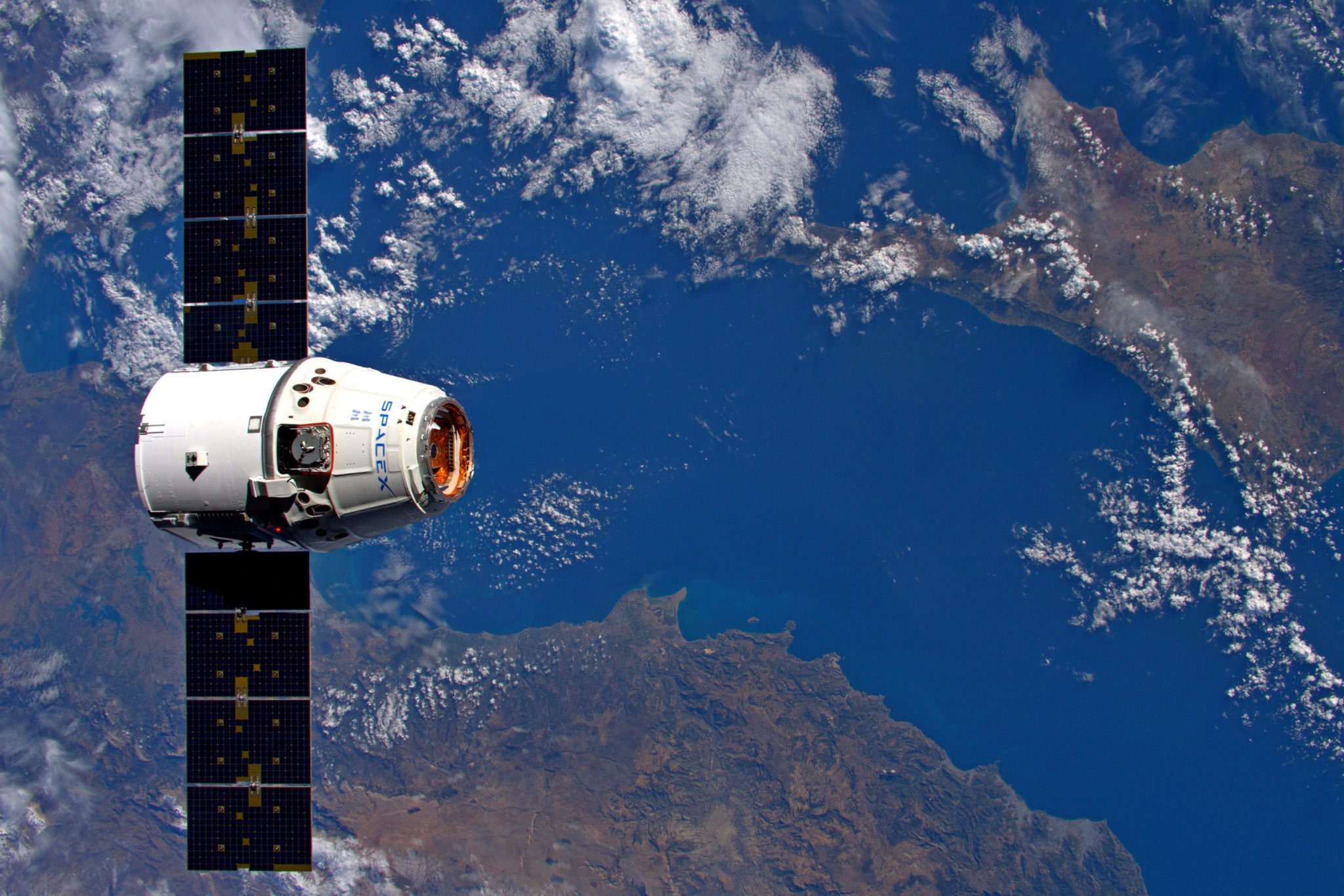 Astronauts on the International Space Station capture a SpaceX Dragon resupply vehicle Dec. 8. 