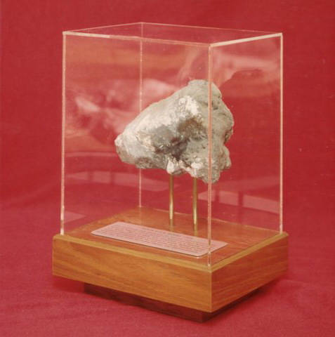 moon_rock_replica_15498