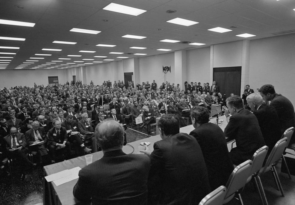 apollo_lunar_science_conference_jan_5_to_8_1970