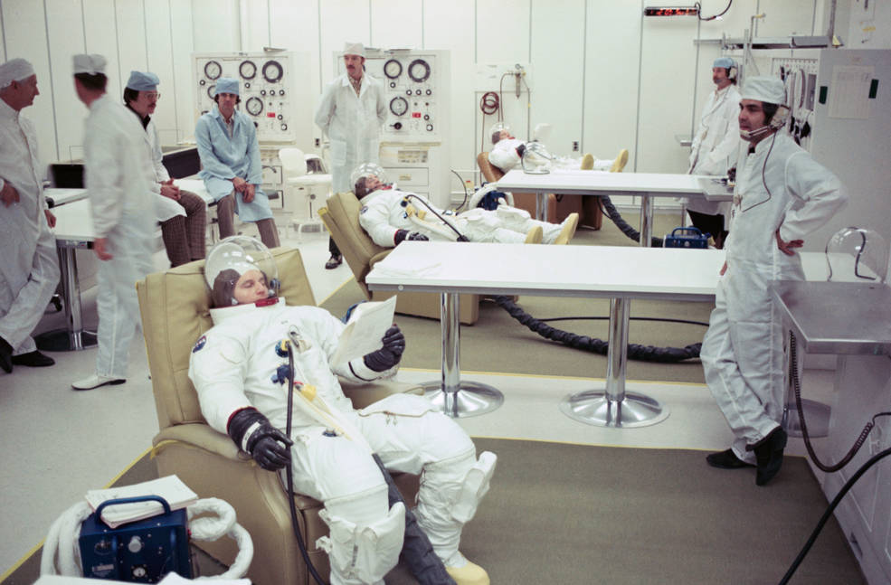 astp_bu_crew_suiting_up_for_vacuum_test_jan_16_1975