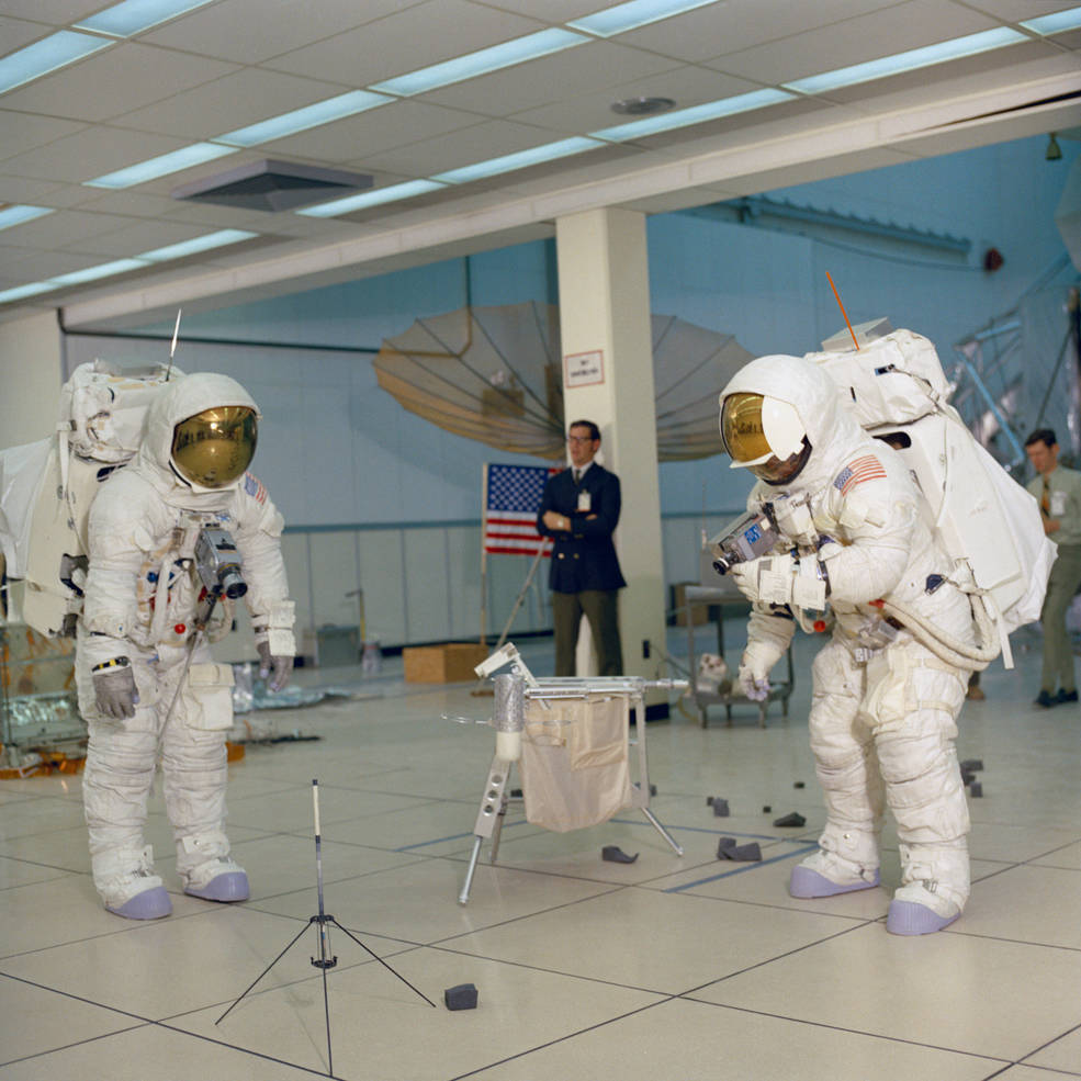 apollo_13_eva_training_lovell_haise_ksc_feb_12_1970