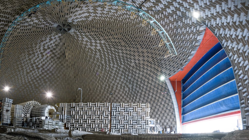NASA Glenn Announces Public Tours of World-Class Research Facilities