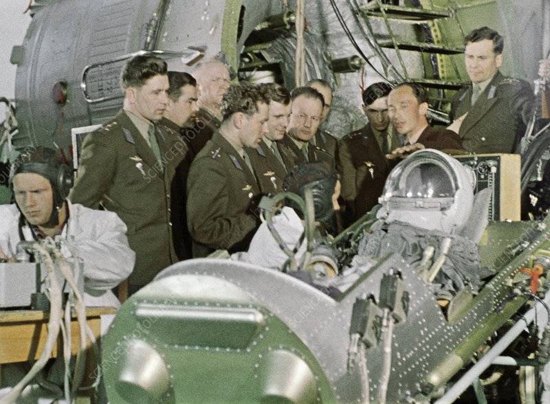 cosmonaut_group_1_training_1960