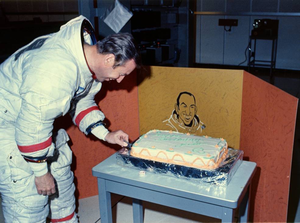 apollo_13_lovell_42nd_birthday_mar_25_1970