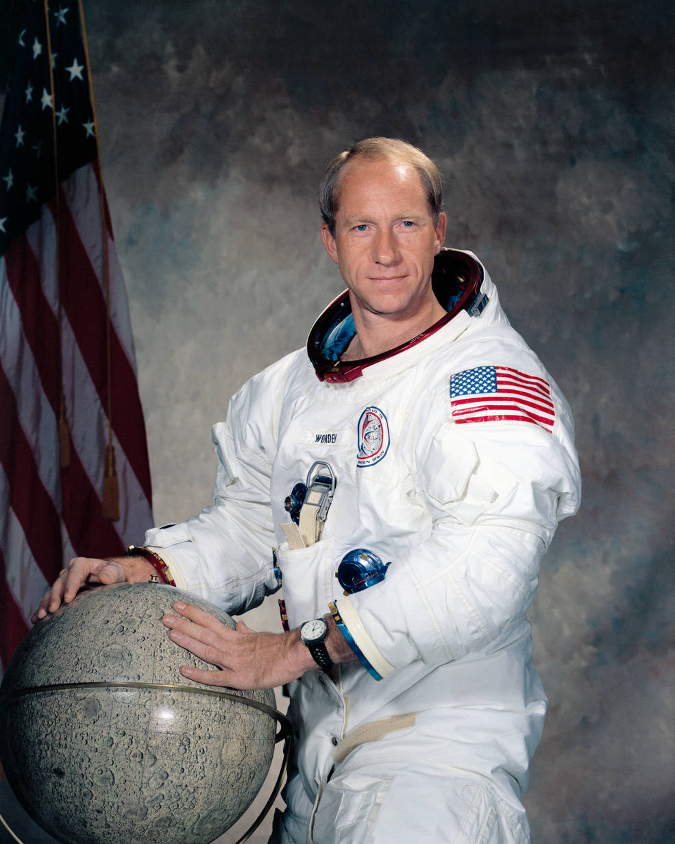 apollo_15_worden_portrait