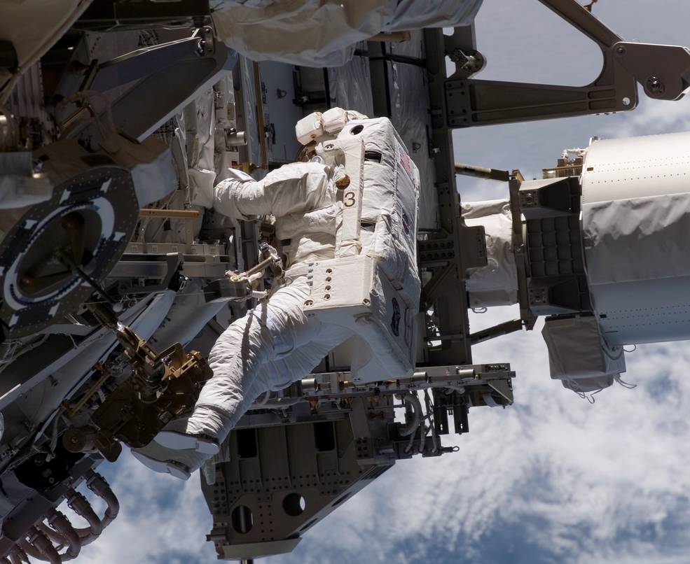 sts_115_piper_on_eva