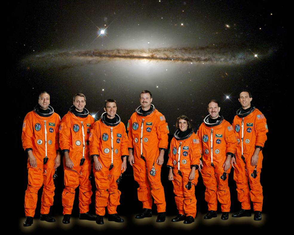 hubble_sts_109_crew_photo