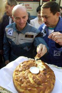 iss20_sfp_tito_arriving_back_at_star_city_bread_and_salt