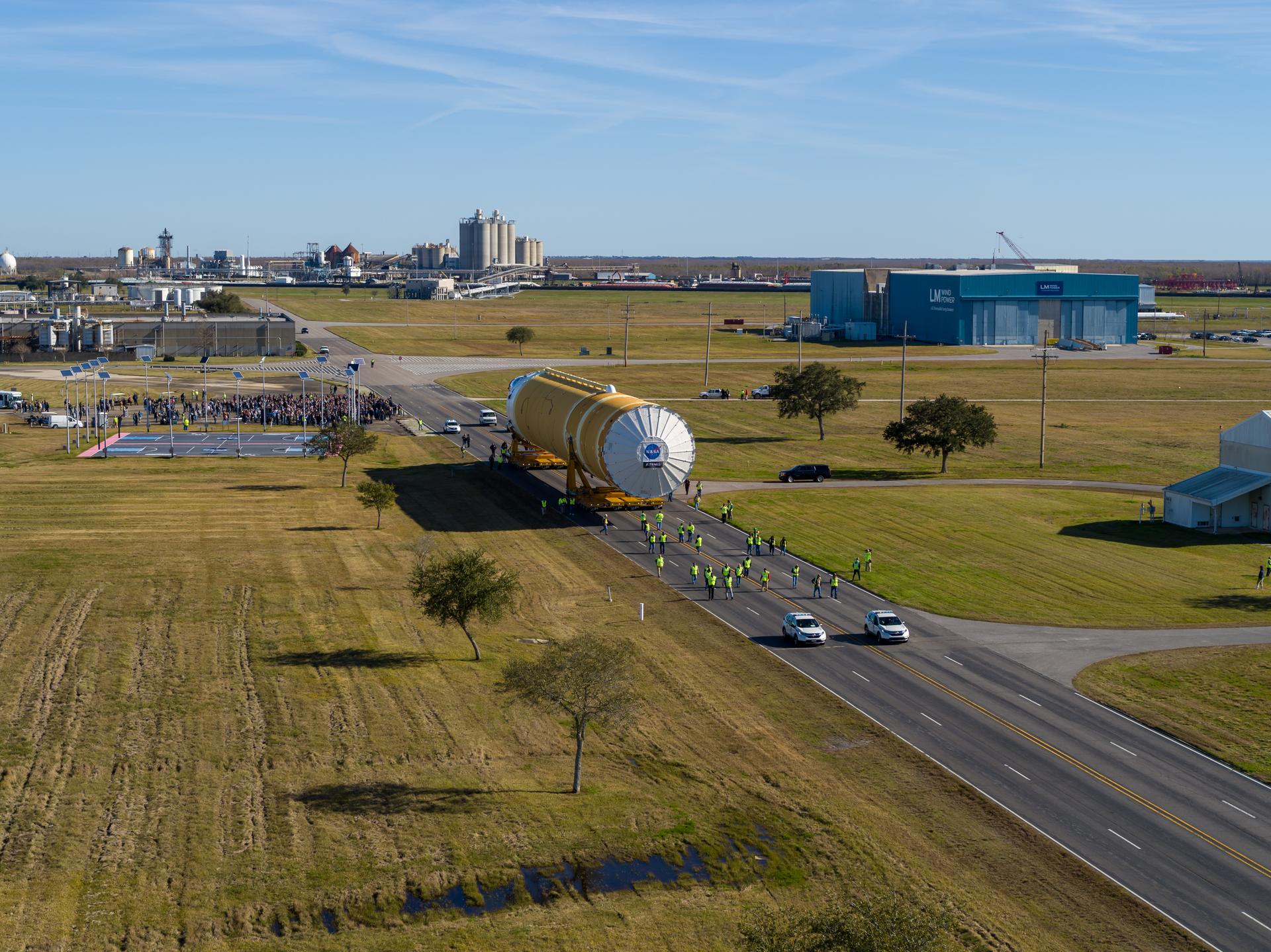 NASA Move Team Transports SLS Rocket Stage to Stennis Test Stand