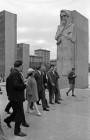 armstrong_in_russia_novosibirsk_glory_monument