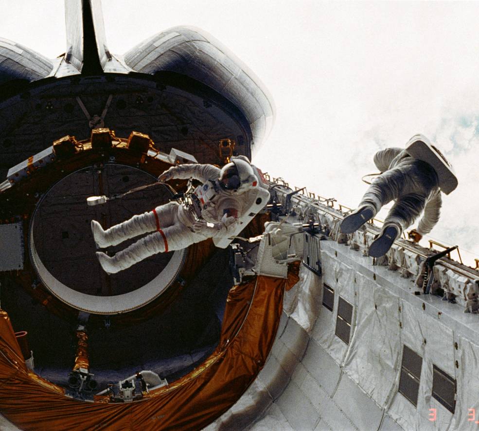 iss20_iss_evas_sts_6_eva