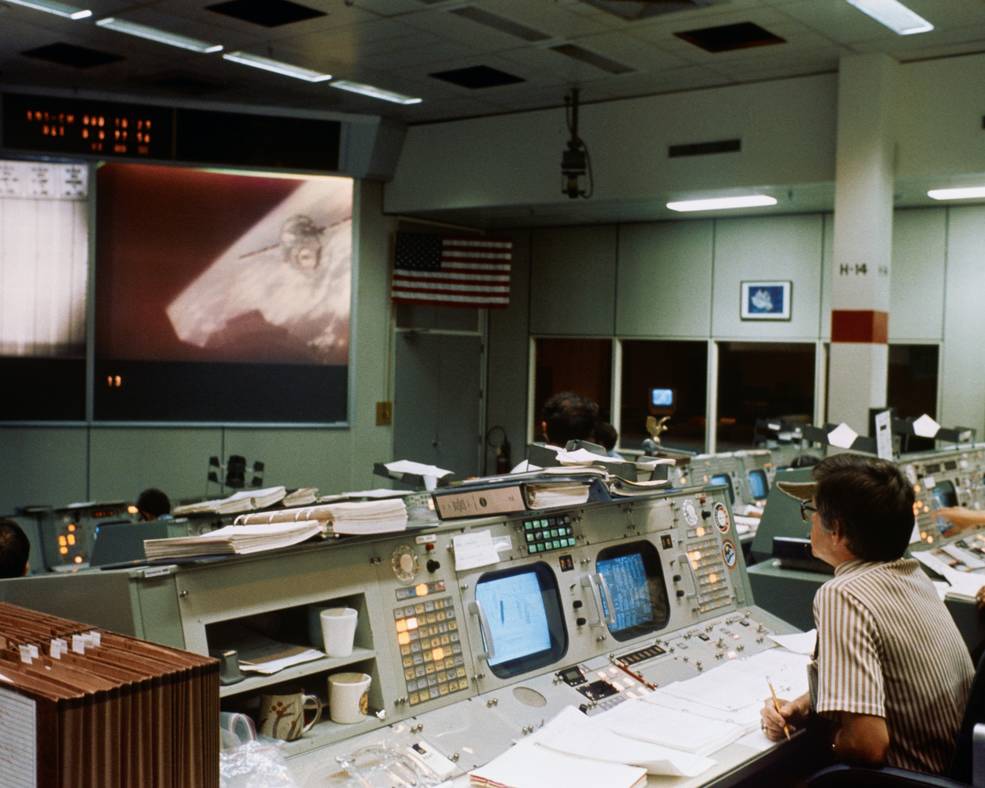 astp-1154_s75-28683_pete_frank_during_docking_operations_7.17.75