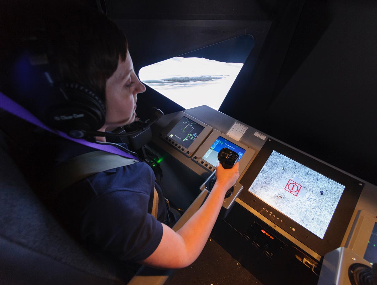 Notional Cockpit of the Human Landing System 2