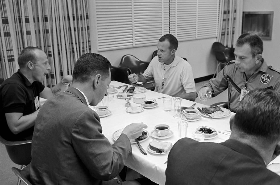 gemini_5_crew_prelaunch_breakfast