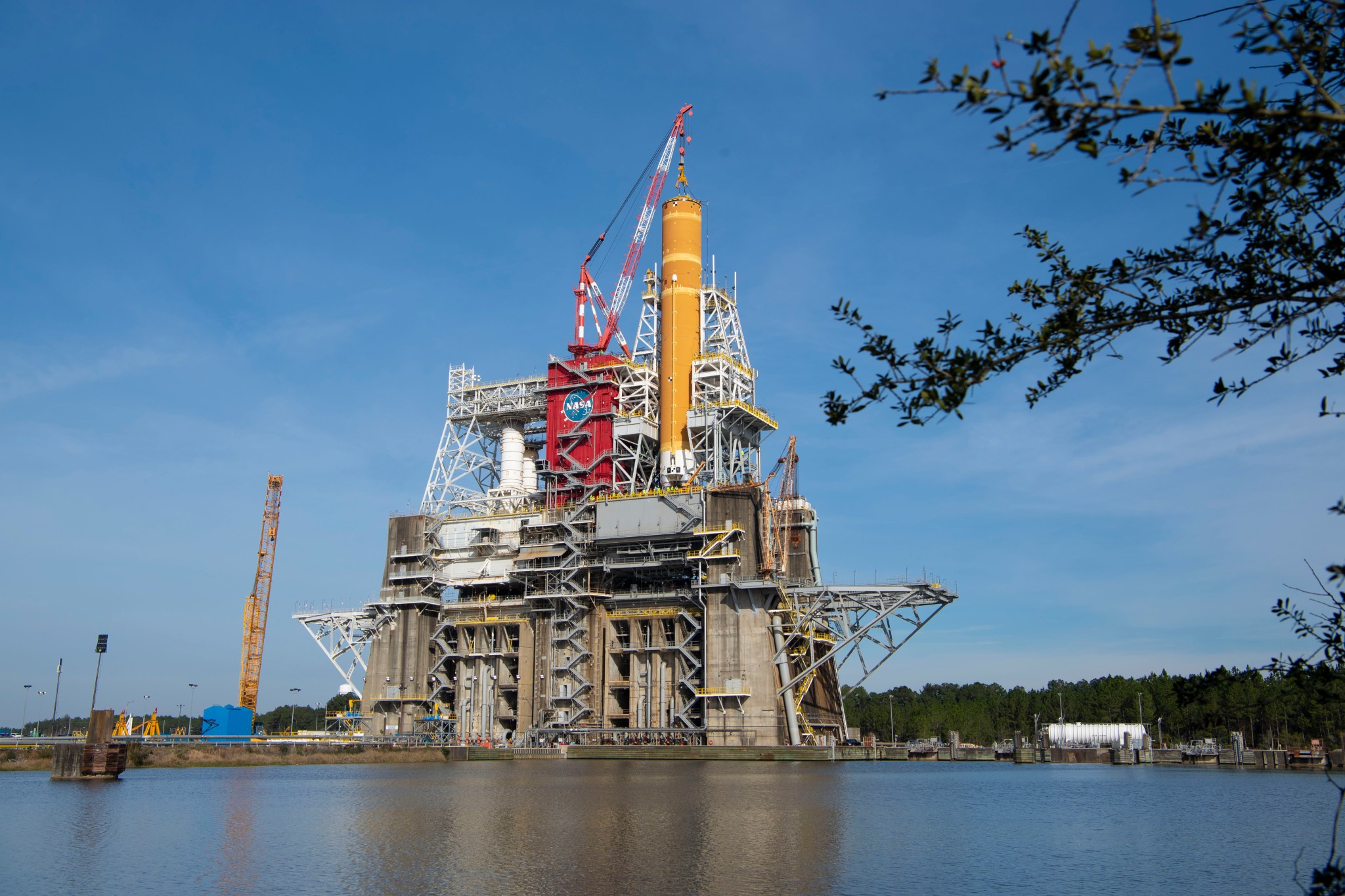 Core Stage for NASA Moon Rocket Ready for SLS Green Run Testing