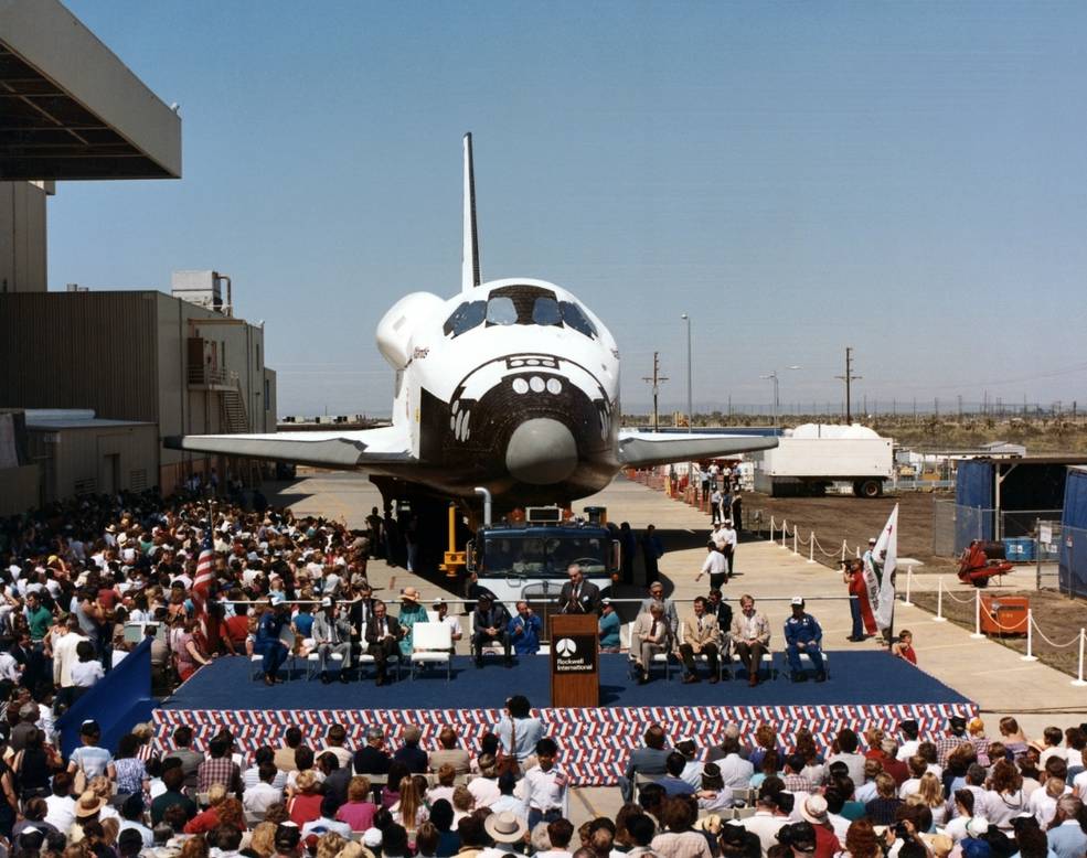 atlantis_palmdale_rollout_apr_6_1985_51-j_clip_042