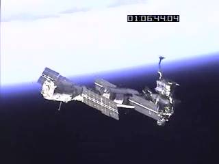iss001m210100000_moment_2