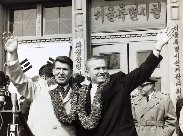 gemini_6_7_borman_schirra_goodwill_tour_taipei_feb_28_1966