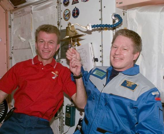 sts_97_jett_and_shep_w_ship_bell