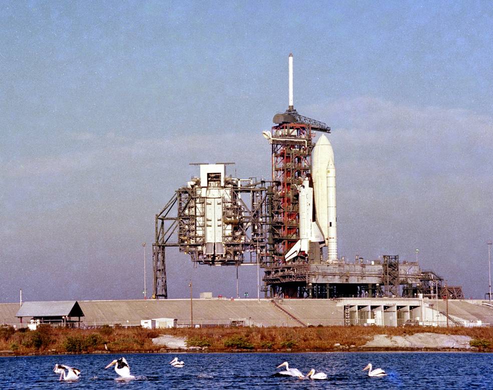 sts1-0664-81pc-56-2.81