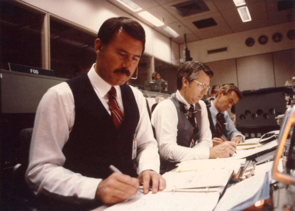 sts_1_l-3_months_puddy_on_console_during_sim