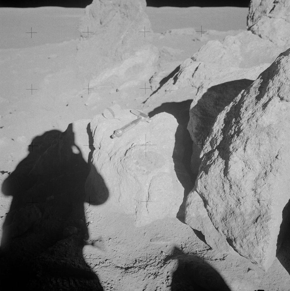 apollo_14_eva2_saddle_rock_post_sample_w_hammer_and_dixie_cup_and_mitchell_shadow