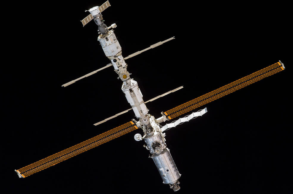 sts_98_iss_after_undocking