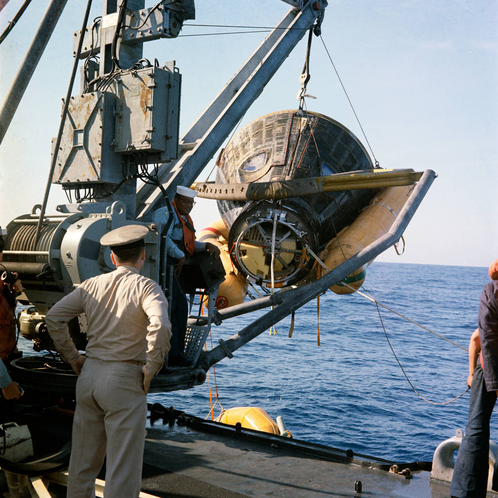 gemini_viii_17_capsule_retrieval