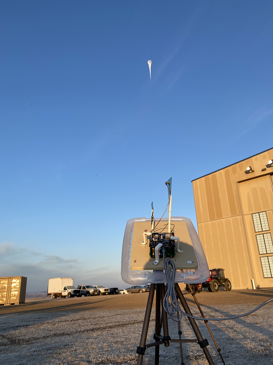 The V-R3x ground station at the launch site tracks the V-R3x payload aboard Raven’s high-altitude balloon