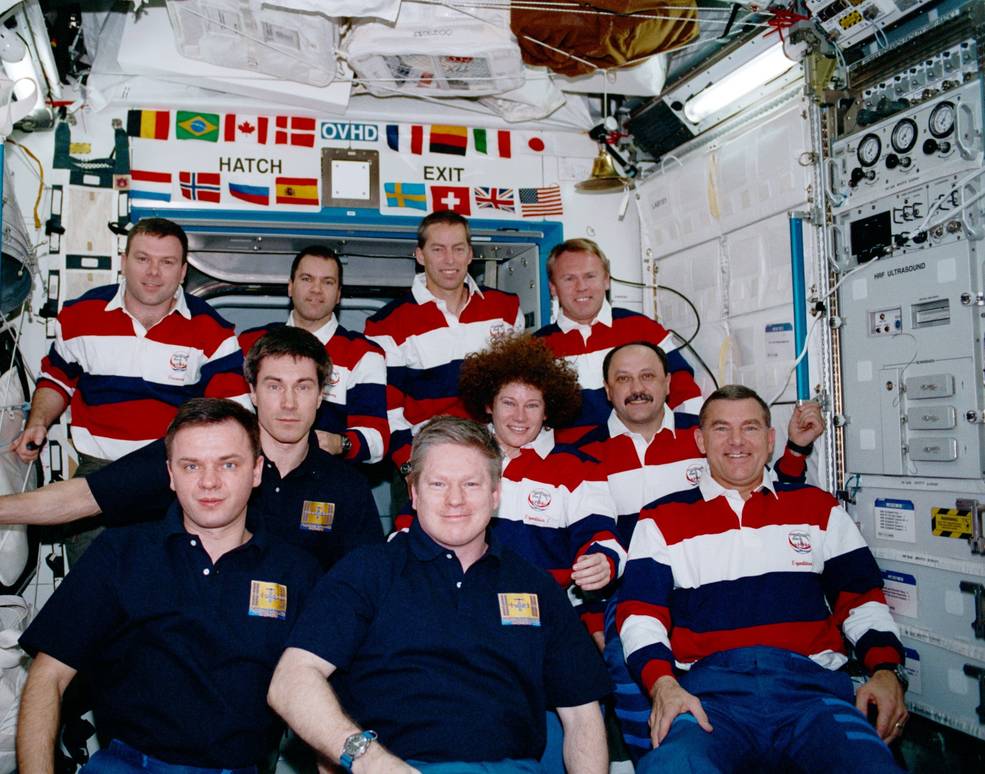 iss20 sts 102 17 inflight joint crew photo