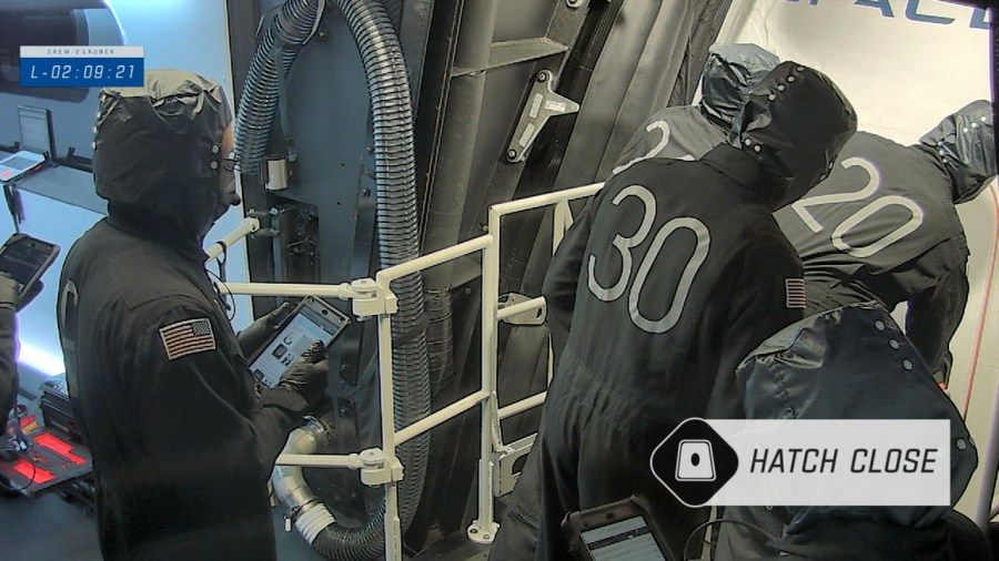 The hatch is closed on Crew Dragon.