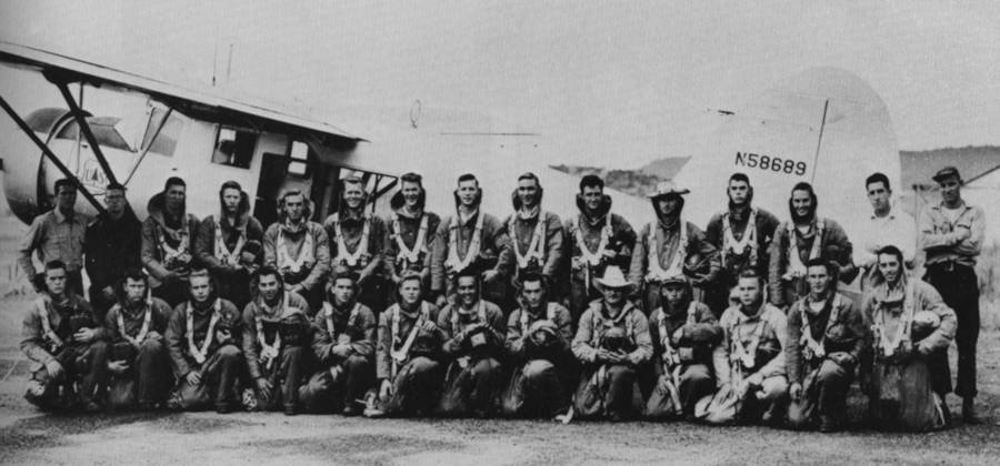 arbor_day_1_smoke_jumpers_class_of_1953_roosa_top_row_4th_from_left_usfs_photo