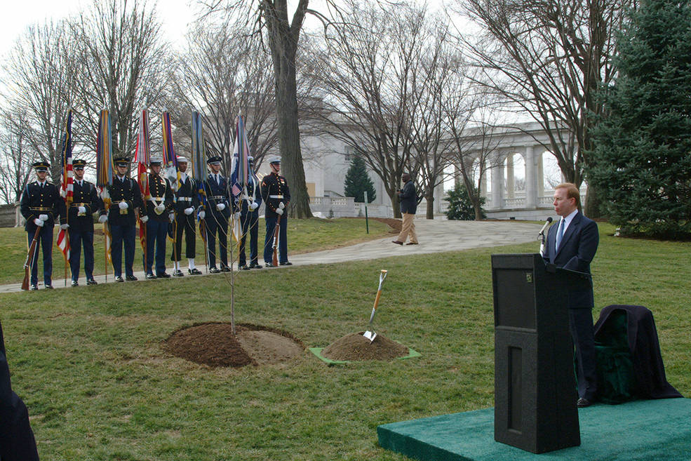 arbor_day_22_moon_tree_arlington_ceremony_christopher_roosa_feb_9_2005