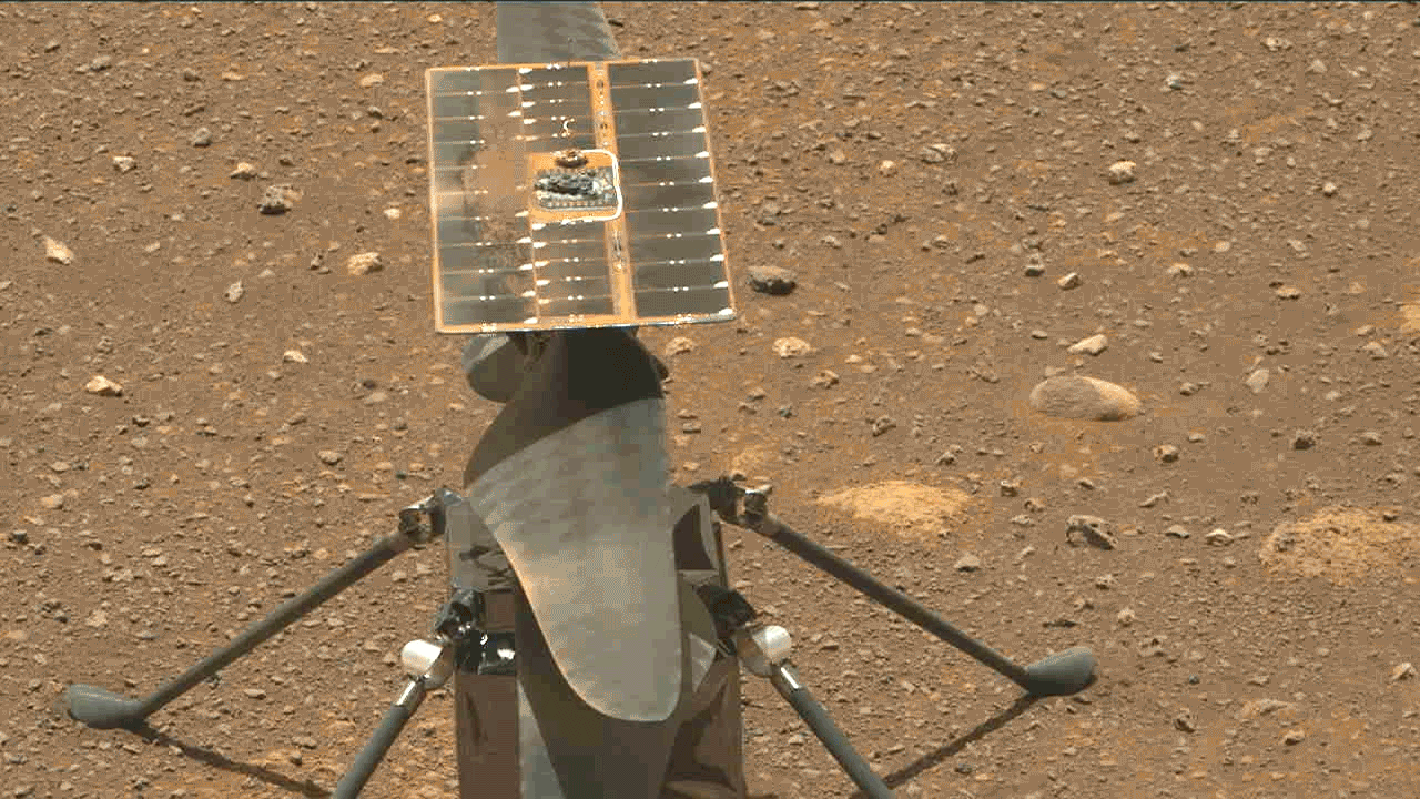 Mars Helicopter Ingenuity blades rotating