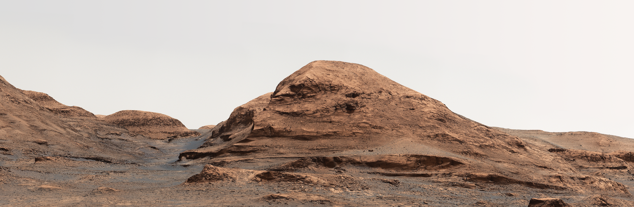 Image of Martian hills from Curiosity rover.