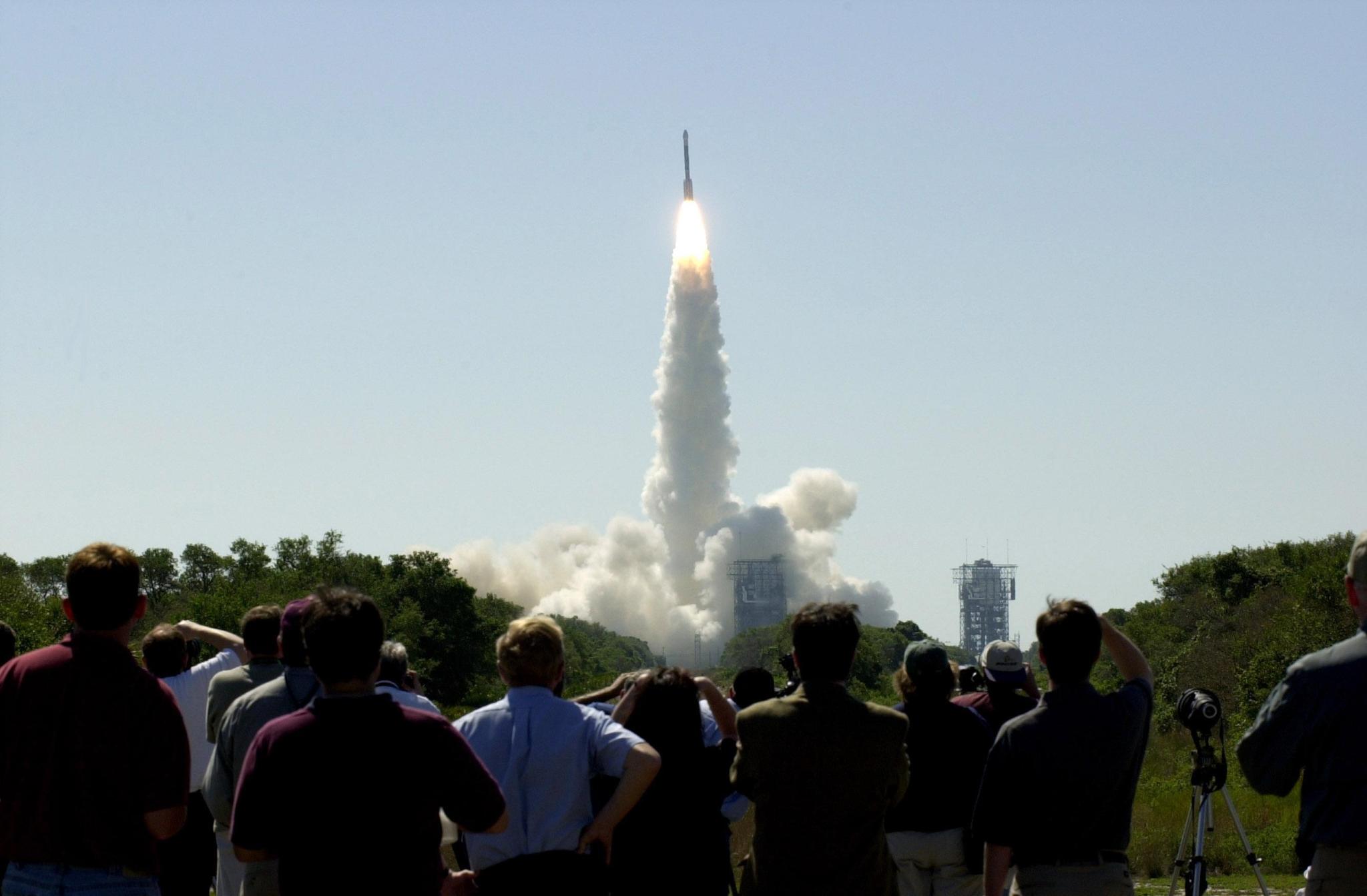 Odyssey's launch to Mars on April 7, 2001