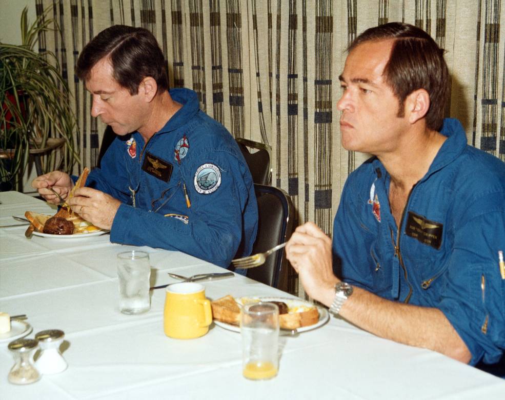 sts-1_l-1_week_11_sts1-0865-81pc-324-4.10.81