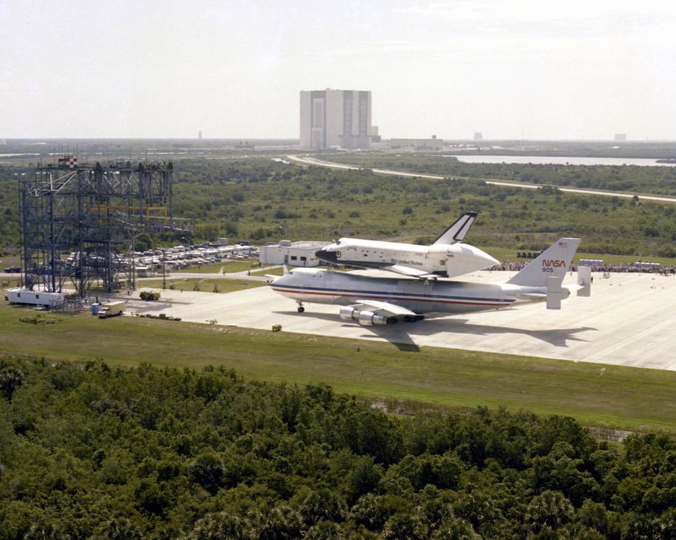 sts-1_landing_21