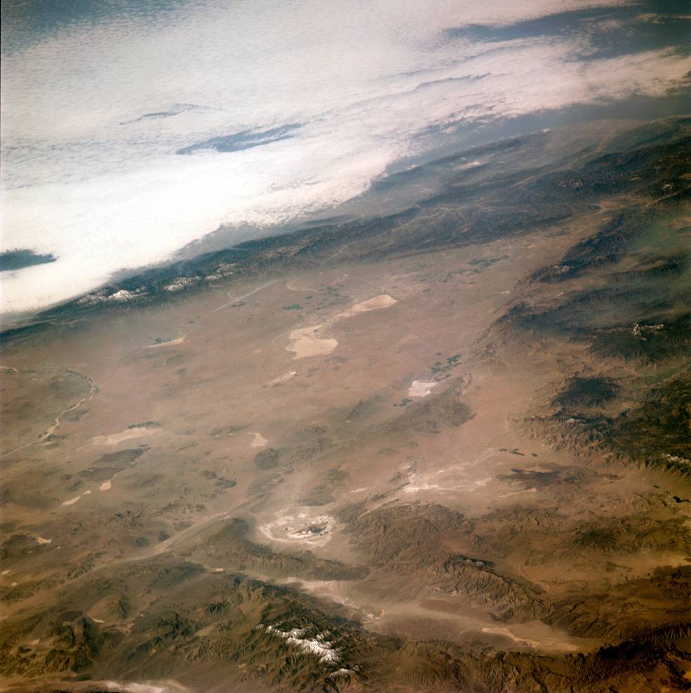 sts-1_landing_3_edwards_afb_from_orbit
