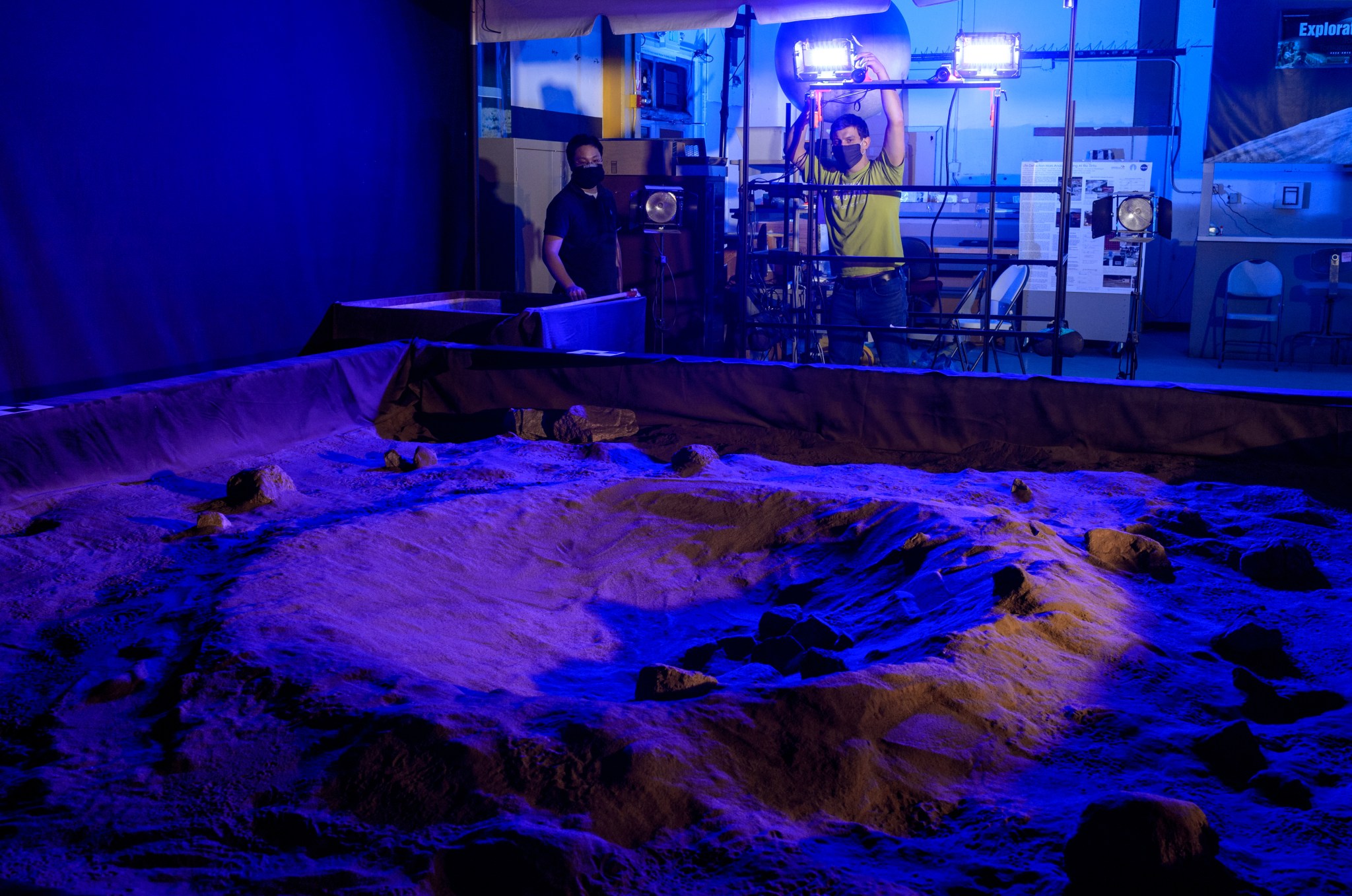 The VIPER team tests out lighting systems for the rover with a very low-angle illumination simulating the Sun. 