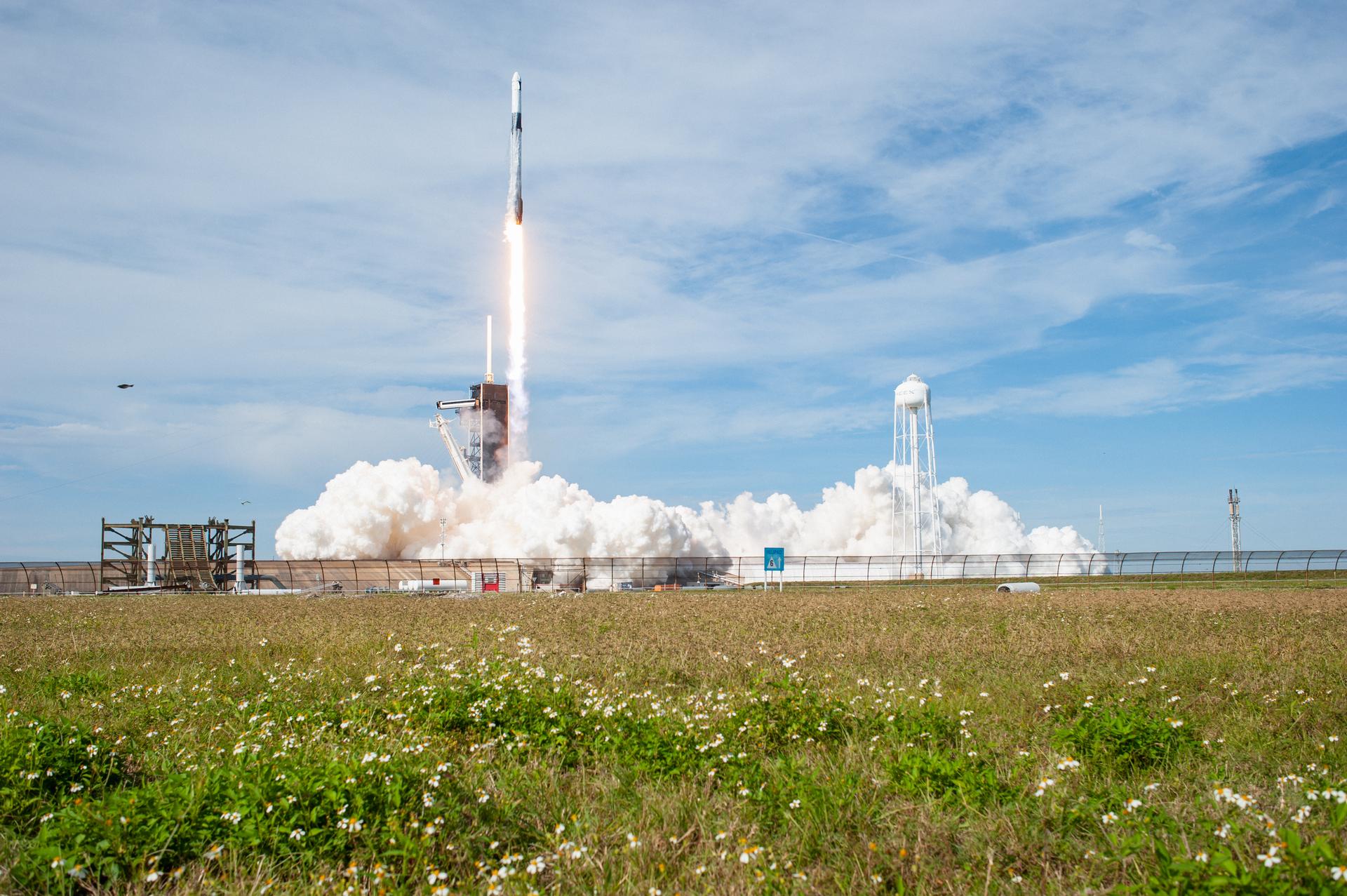 A SpaceX Falcon 9 rocket lifts off from Launch Complex 39A at Kennedy Space Center in Florida at 11:17 a.m. EST on Dec. 6, 2020