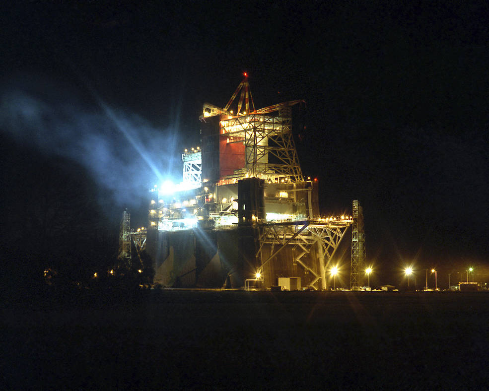 a night test of Fastrac engine