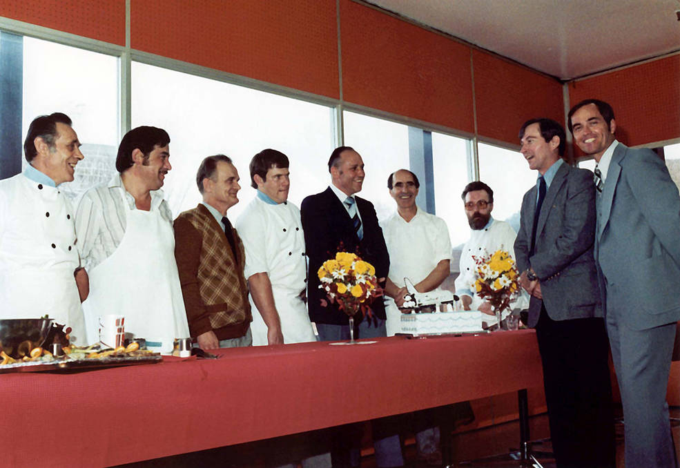 sts_1_postflight_11_young_crippen_orr_lunch_jul_1_1981