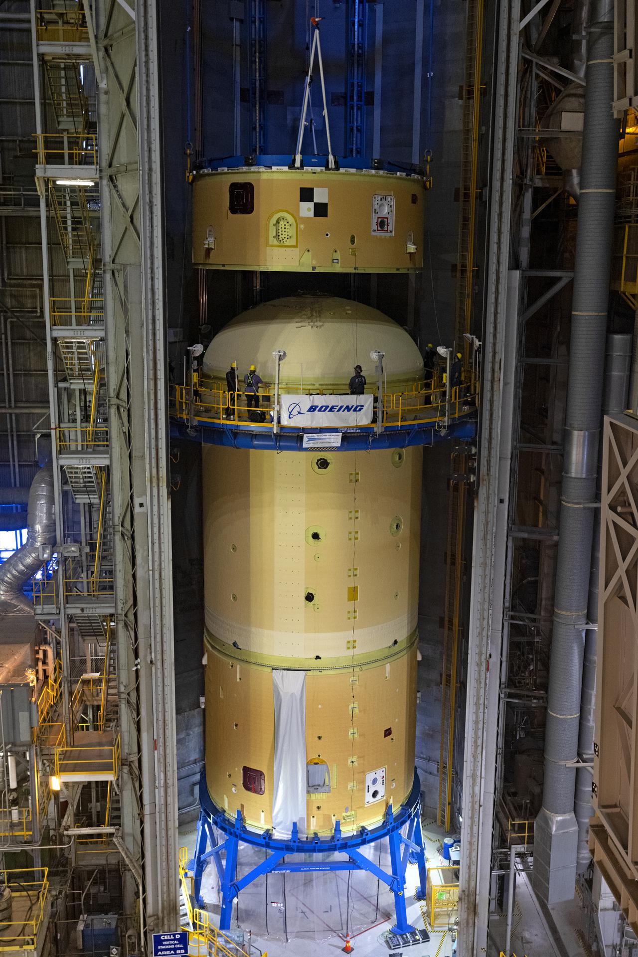 NASA’s SLS team at Michoud fully stacks three hardware elements together May 24 to form the top of the rocket’s core stage for the Artemis II mission. 