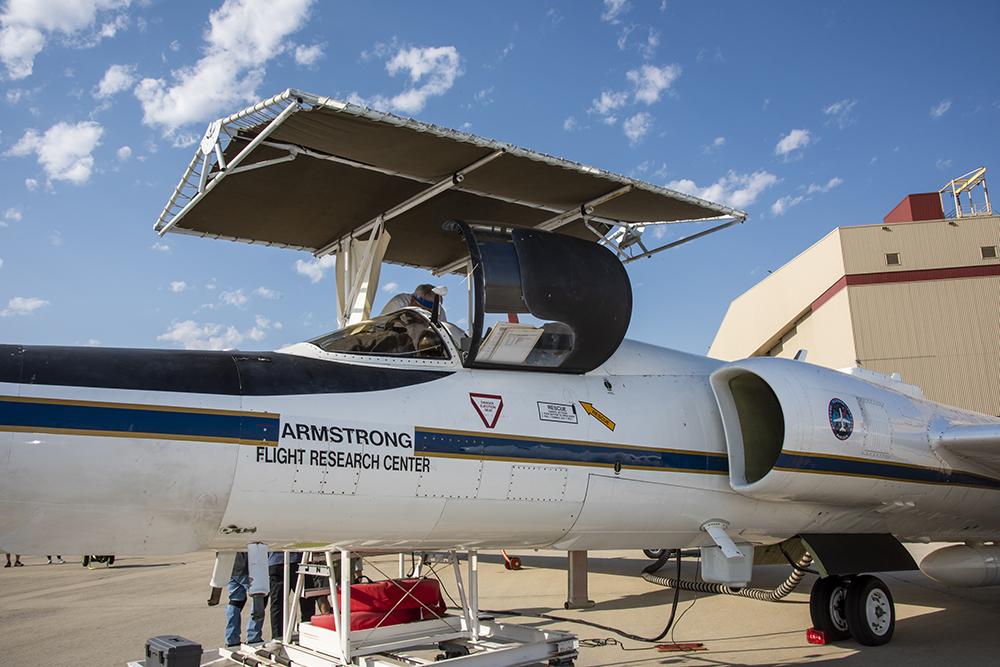 Close up image of aircraft.