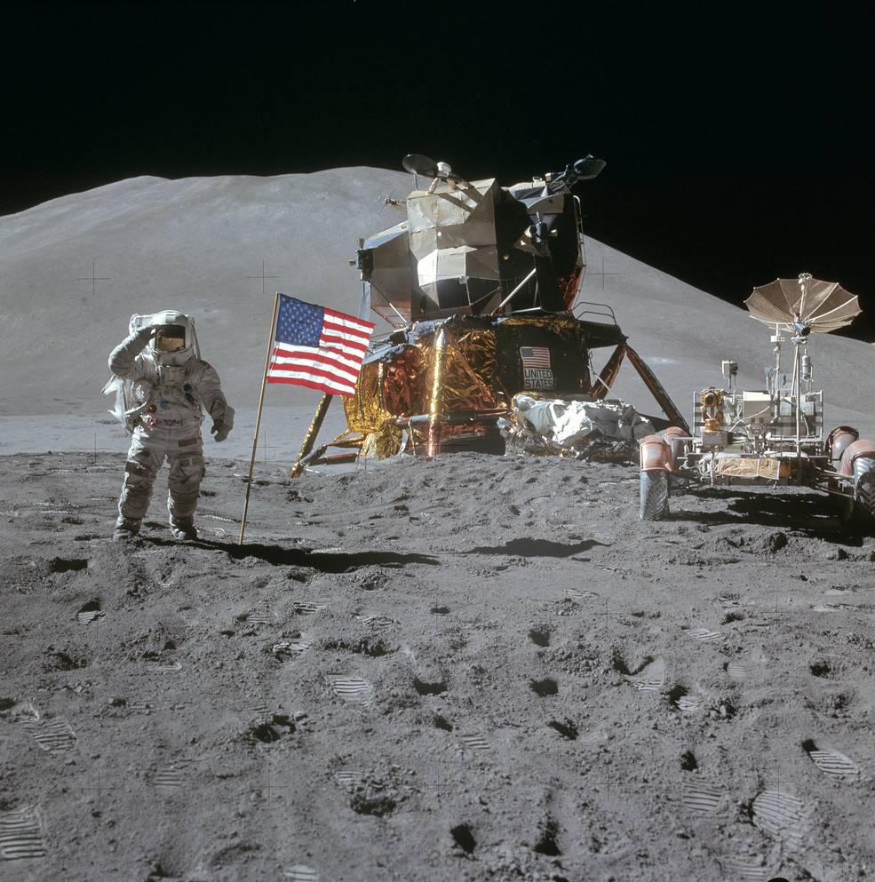 apollo_15_moon_landing_29_eva3_irwin_w_us_flag