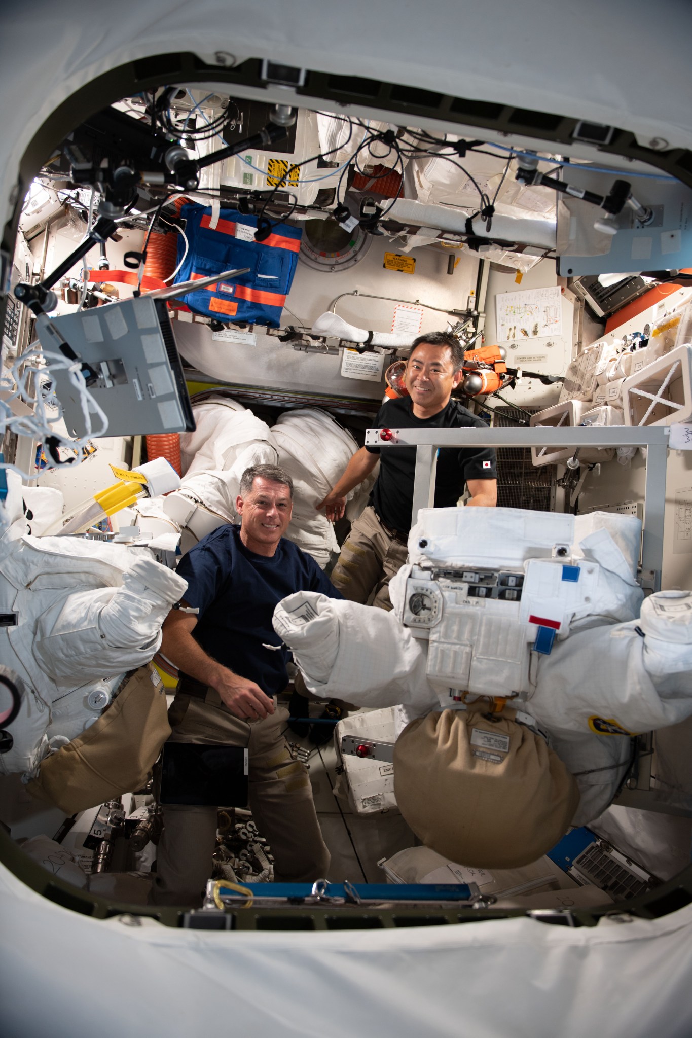 NASA astronaut Shane Kimbrough and Japan Aerospace Exploration Agency (JAXA) astronaut Akihiko Hoshide.
