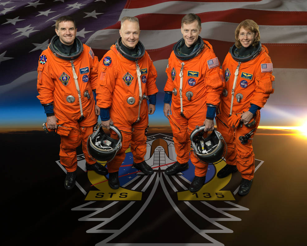 sts_135_2_crew_photo