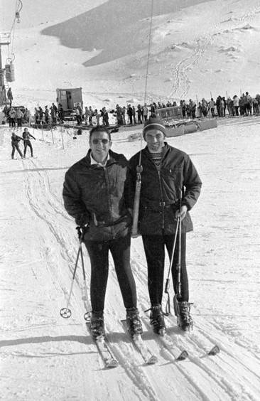 apollo_15_post_mission_33_goodwill_tour_bavaria_skiing_irwin