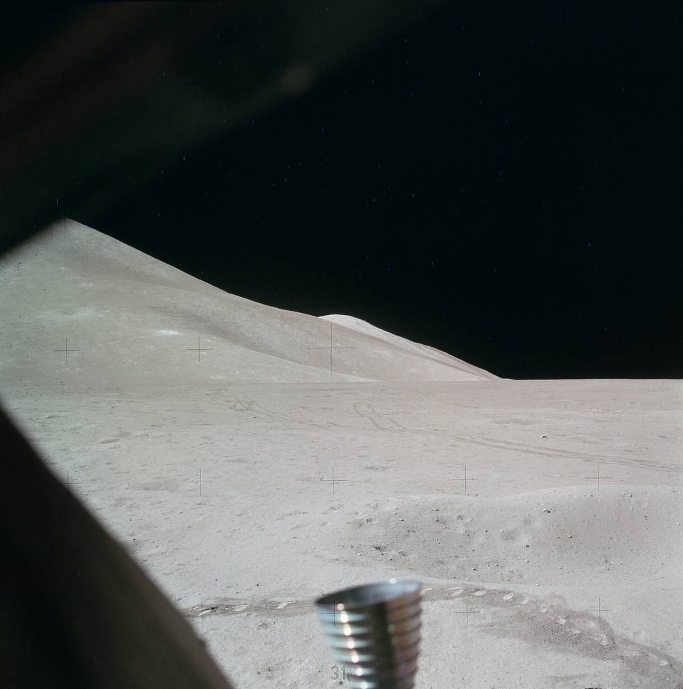 apollo_15_return_to_earth_7_post_eva3